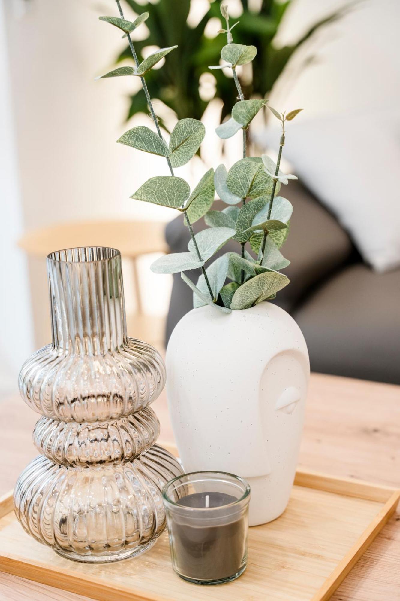 Bellabene Modernes Studio Apartment In Zentraler Lage Mit Terrasse, Parkplatz, Smarttv بفورتسهايم المظهر الخارجي الصورة
